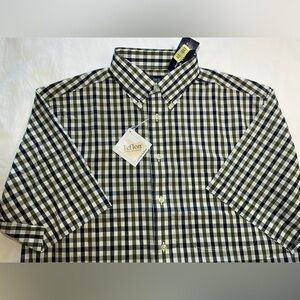 New! Roundtree & Yorke Checkered Short Sleeved Button Down shirt NWT